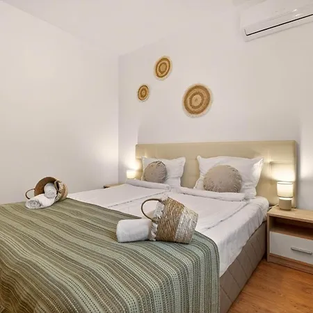 Apartment Earth And Sea Place Cabacum Warna